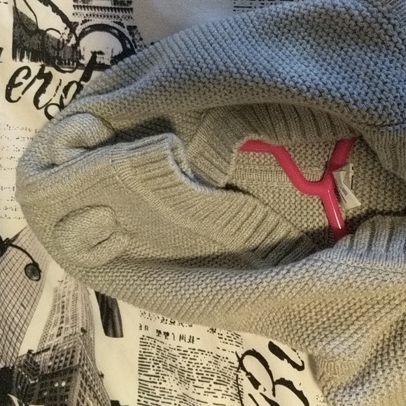 Baby Gap Poncho - Picture 4 of 4